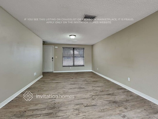 Foto del edificio - 614 Highview Cir S