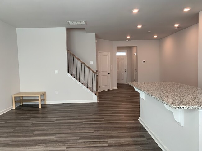 Building Photo - 6323 Andante Ave