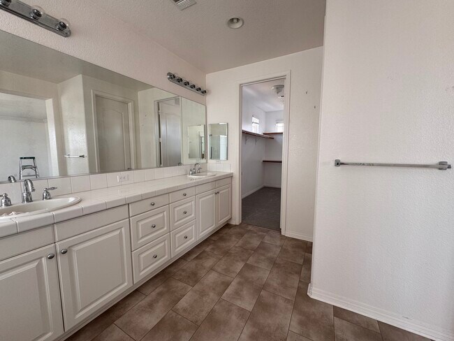 Foto del edificio - 5910 Tandil Way