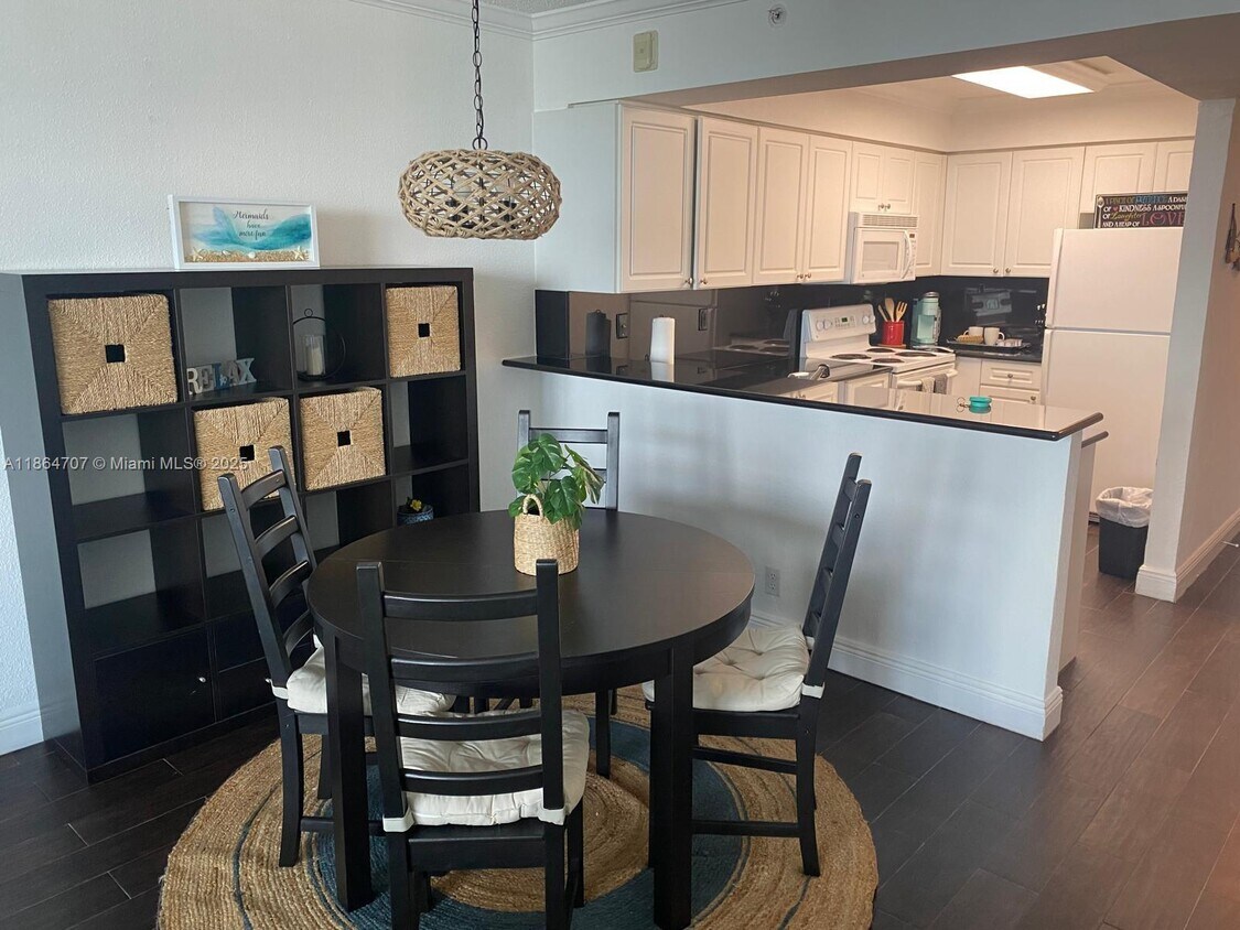 Foto principal - 2501 S Ocean Dr