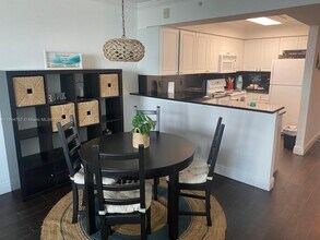 Building Photo - 2501 S Ocean Dr