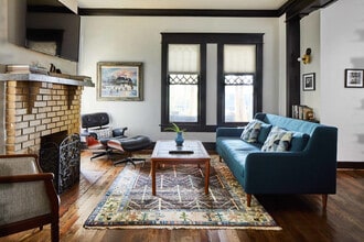 Building Photo - 1623 11th Pl S