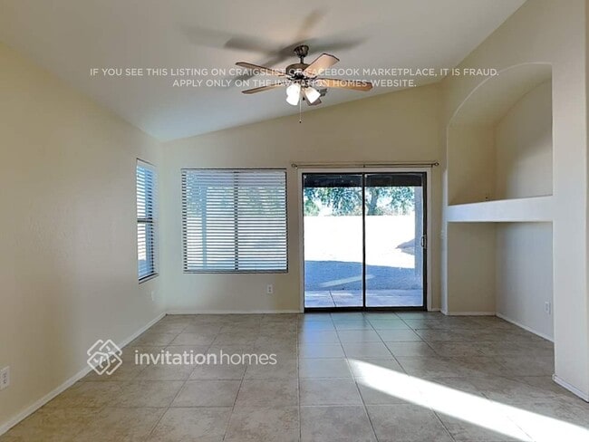 Foto del edificio - 34393 N Picket Post Dr