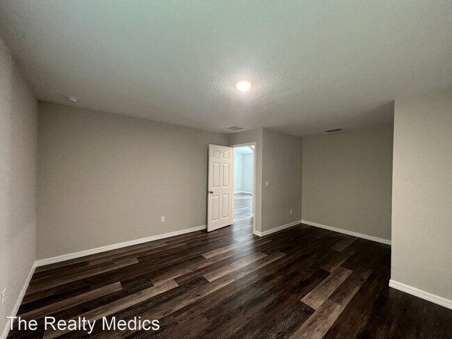 Foto del edificio - 3 br, 2 bath House - 2221 SW 149th Ln