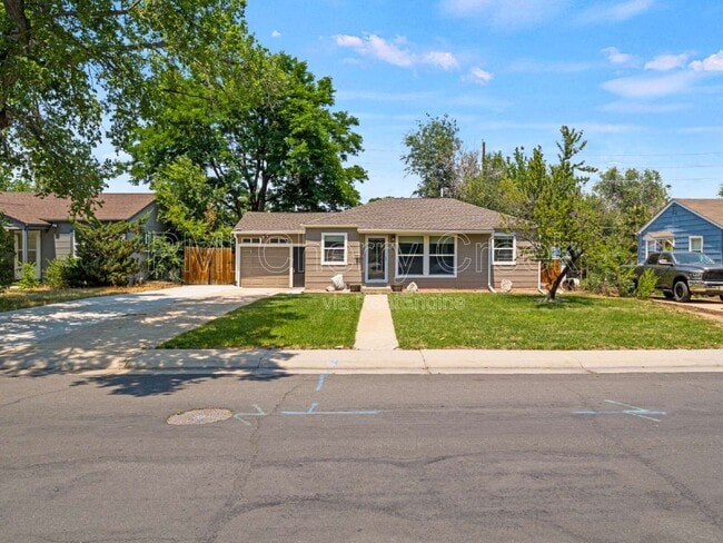 Photo - 4841 E Missouri Ave House