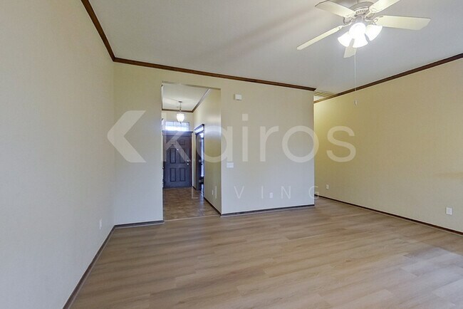 Foto del edificio - 4920 NW 164th Terrace