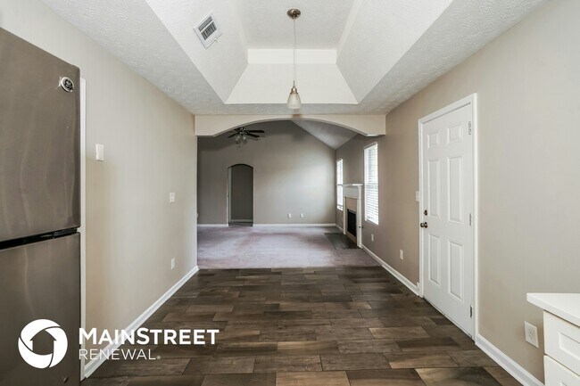 Foto del edificio - 7495 Royale Ct