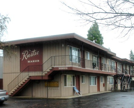 Primary Photo - 385 Rustic Pl