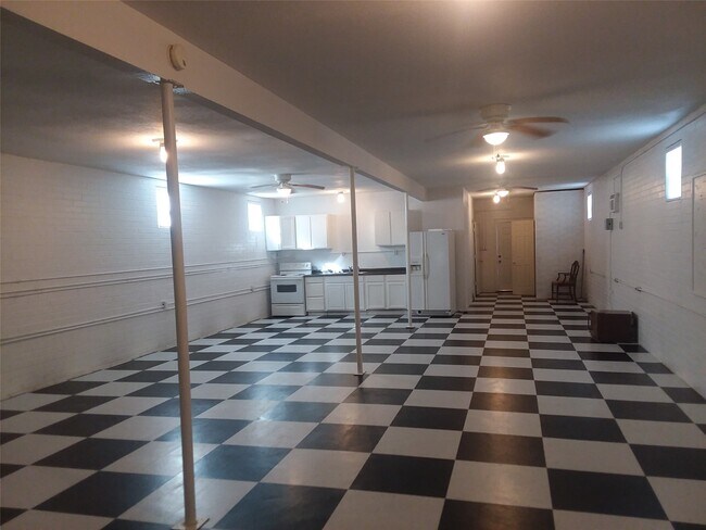 Foto del edificio - 701 E 6th St
