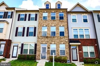 Building Photo - 3781 Vly Frd Wy
