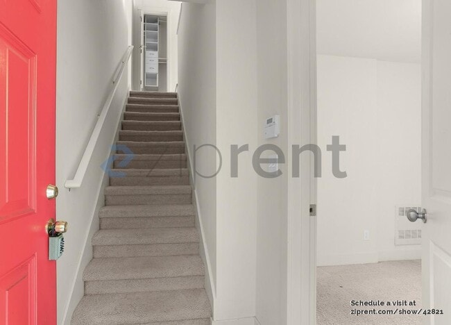 Building Photo - 4108 37th Ave S