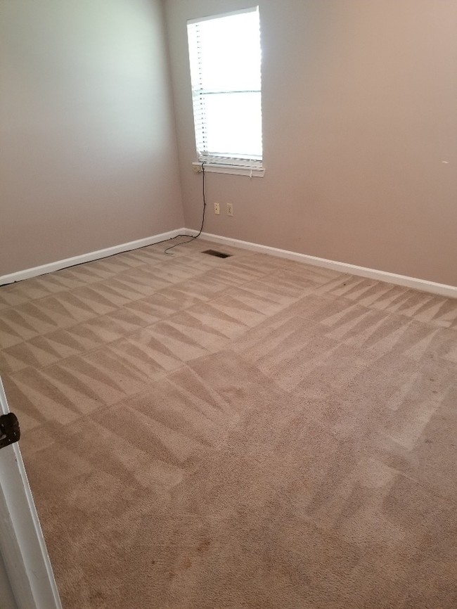 Building Photo - Grayson Valley Townhome!