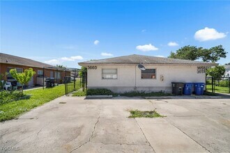 Building Photo - 3660 Seminole Ave