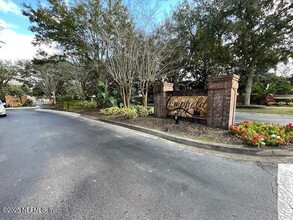 Building Photo - 11251 Campfield Dr