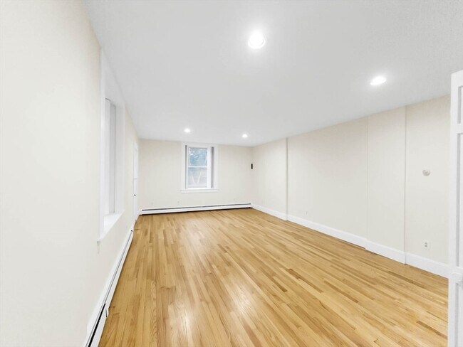 Foto del edificio - 71-73 Perkins Street Unit 1