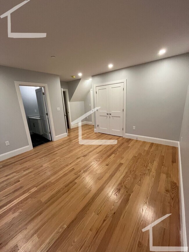 Foto del edificio - Brighton 3 bed 2 bath....