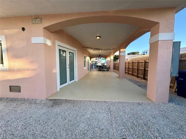 Building Photo - 1516 Aqueduct Ln