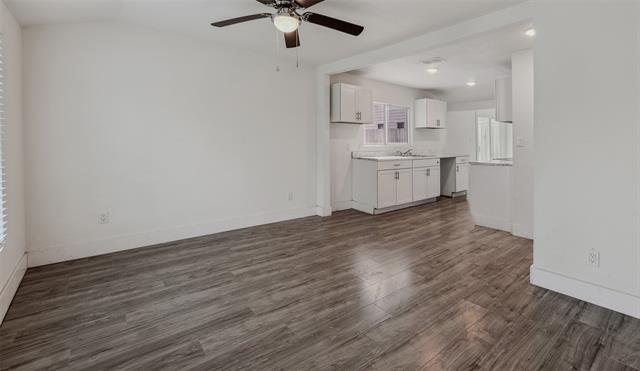 Building Photo - 308 3rd St