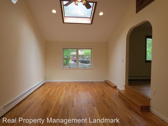 Building Photo - 3 br, 2 bath House - 28 Winston Drive