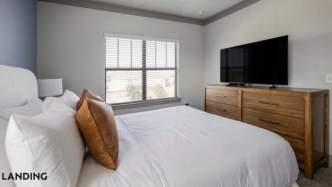 Foto del edificio - 4689 Mustang Pkwy