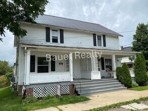 Building Photo - 200-202-202 Holbrook St