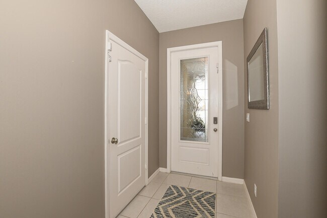 Building Photo - 1618 Merriment Way