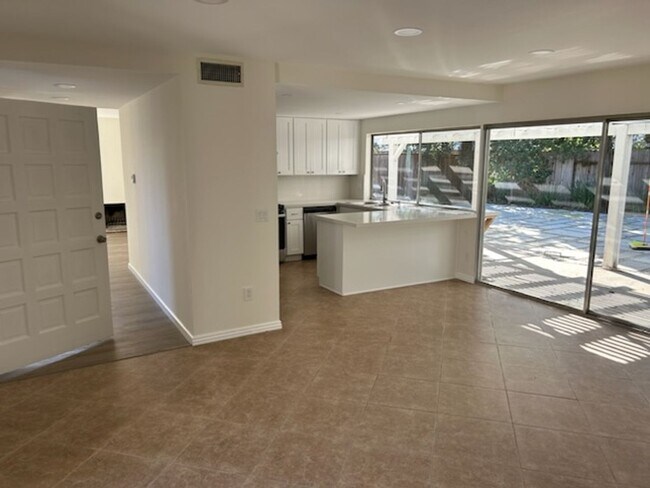 Foto del edificio - 4BD/$5650 MO/ 1 STORY HOME/WESTLAKE VILLAGE