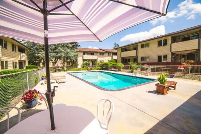 Foto del interior - Laurelwood Estates