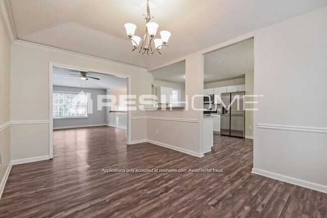Foto del edificio - 4940 Promenade Drive Sw