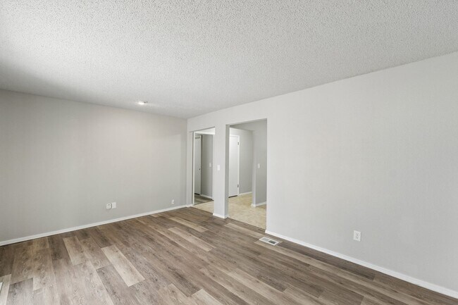 Building Photo - newly renovated 3 bed in Moore
