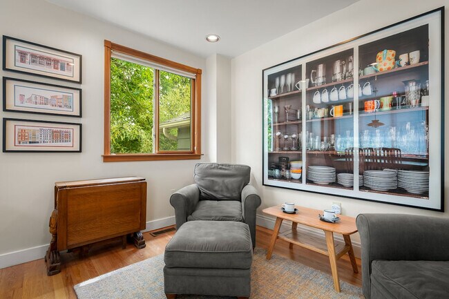 Foto del edificio - 4536 48th Ave NE