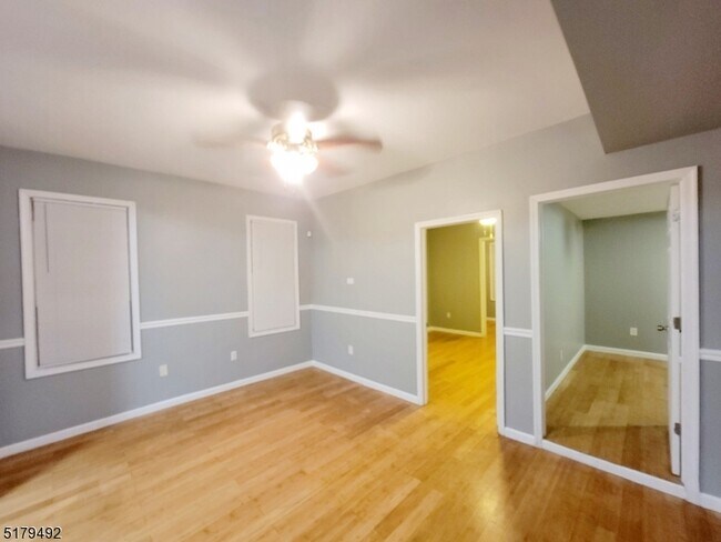 Building Photo - 43 Harding Terrace