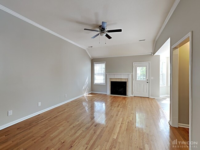 Building Photo - 3767 Bret Dr