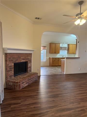 Foto del edificio - 4606 Rosewood Ln