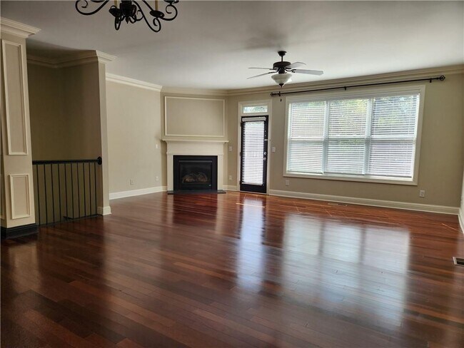 Foto del edificio - 5708 Pine Oak Dr NW