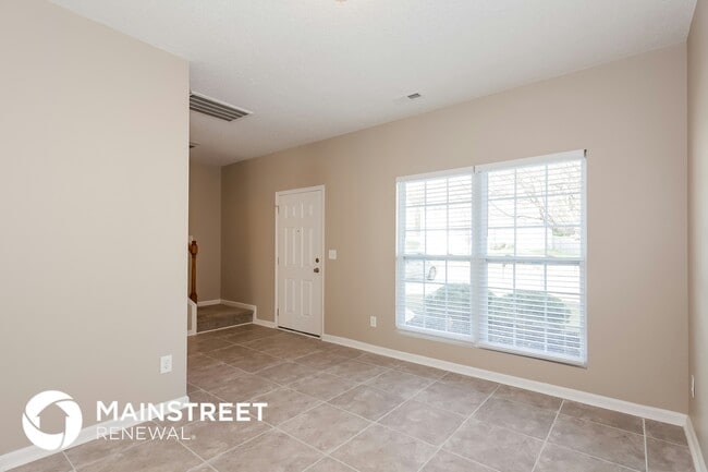 Building Photo - 2728 Highland Park Dr