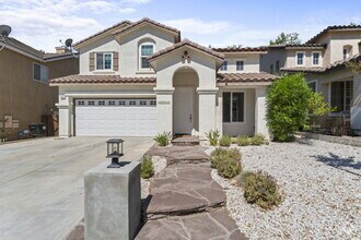 Building Photo - 28511 Silverking Trail