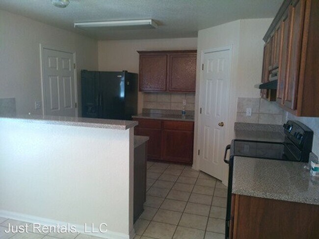 Foto del edificio - 3 br, 2 bath House - 202 Cedar Ridge Dr.