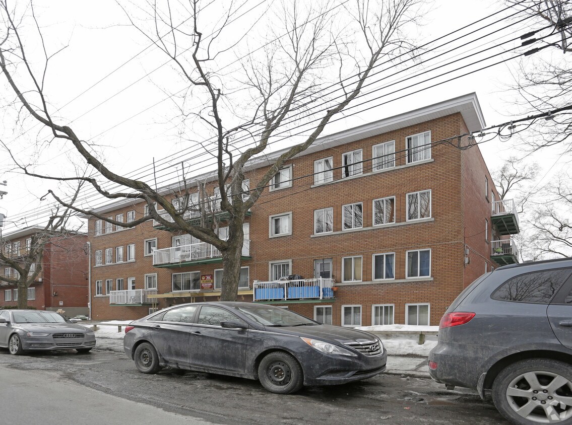 Building Photo - 2835 Goyer