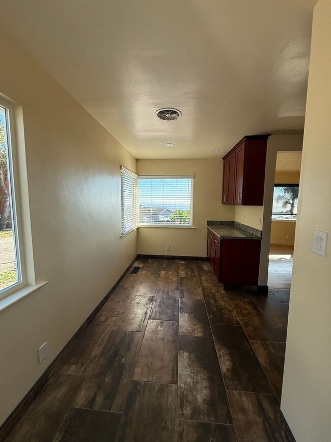 Building Photo - Panoramic Ocean View Home in Aptos!