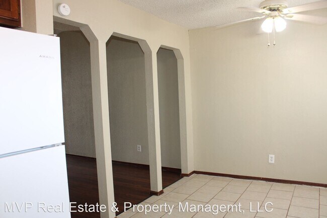Building Photo - 3 br, 2 bath House - 303 Kathleen Dr