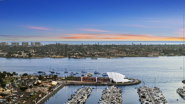 Building Photo - 200 W Harbor Dr