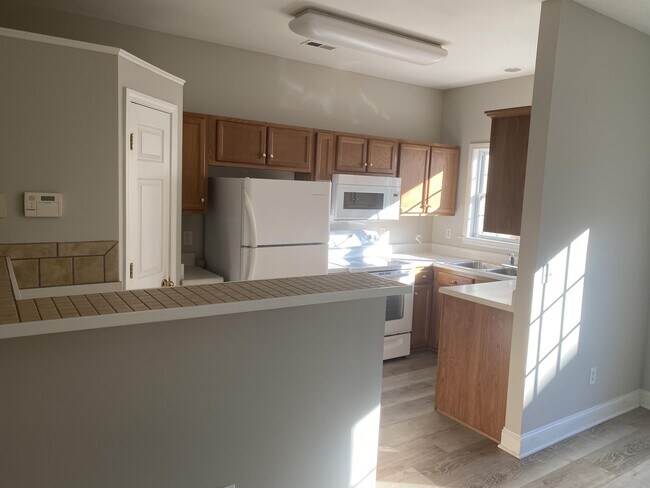Building Photo - 1732 Silver Chase Ct