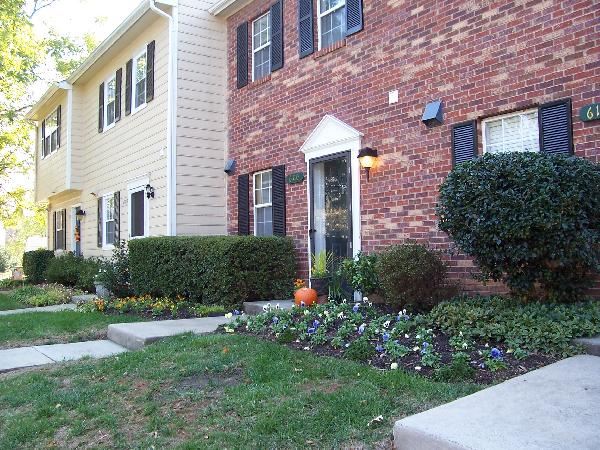Building Photo - 3350 Heathstead Pl