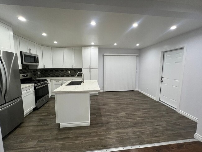 Building Photo - FOR RENT | Fully Renovated 3-Bedroom Home in Prime Pacoima Location