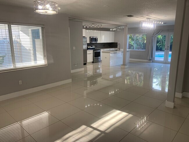 Foto del edificio - 251 NW 34th St