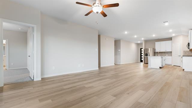 Foto del edificio - 1008 Chestnut Dr