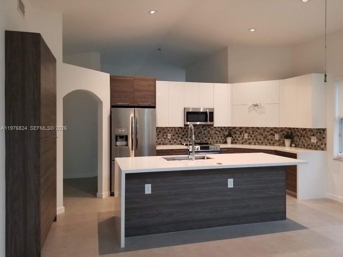 Photo - 10889 NW 58th Terrace, Doral, FL 33178