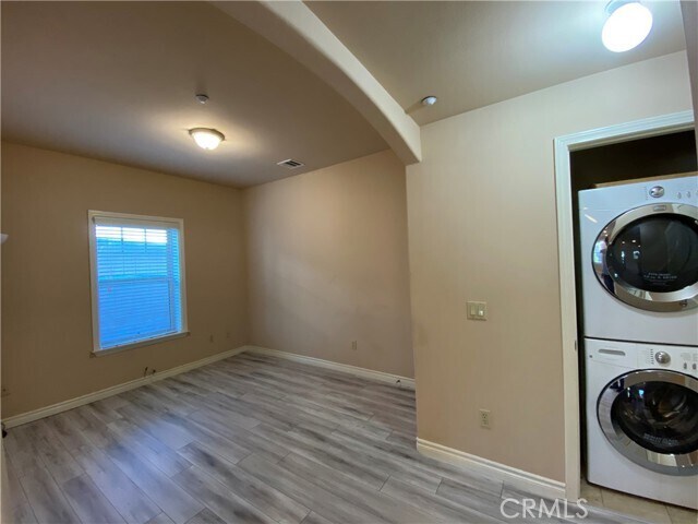 Building Photo - 208 Palmetto Dr