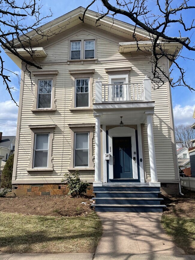 Building Photo - 272 Dwight St